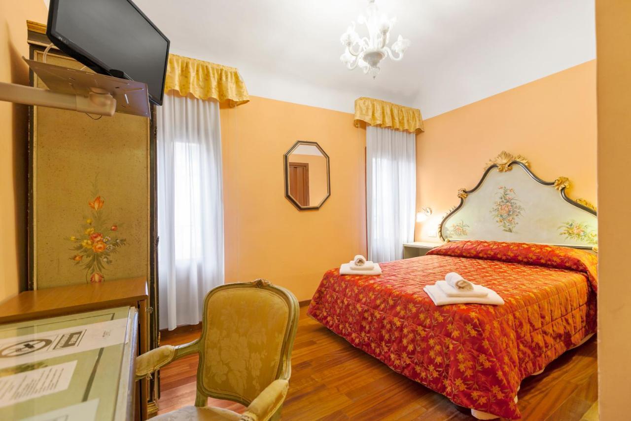 Superior Single Room,1084905928:JPEG